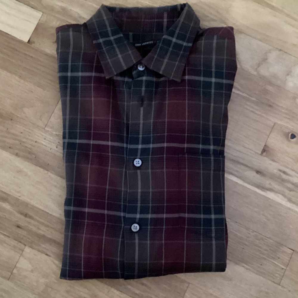 John Varvatos Men's Burgundy and Dark Green Plaid Button-Up Shirt.  Large